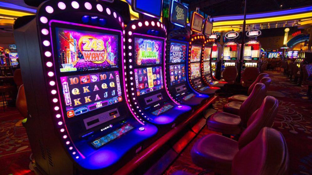 THE HISTORY AND EVOLUTION OF SLOT MACHINES